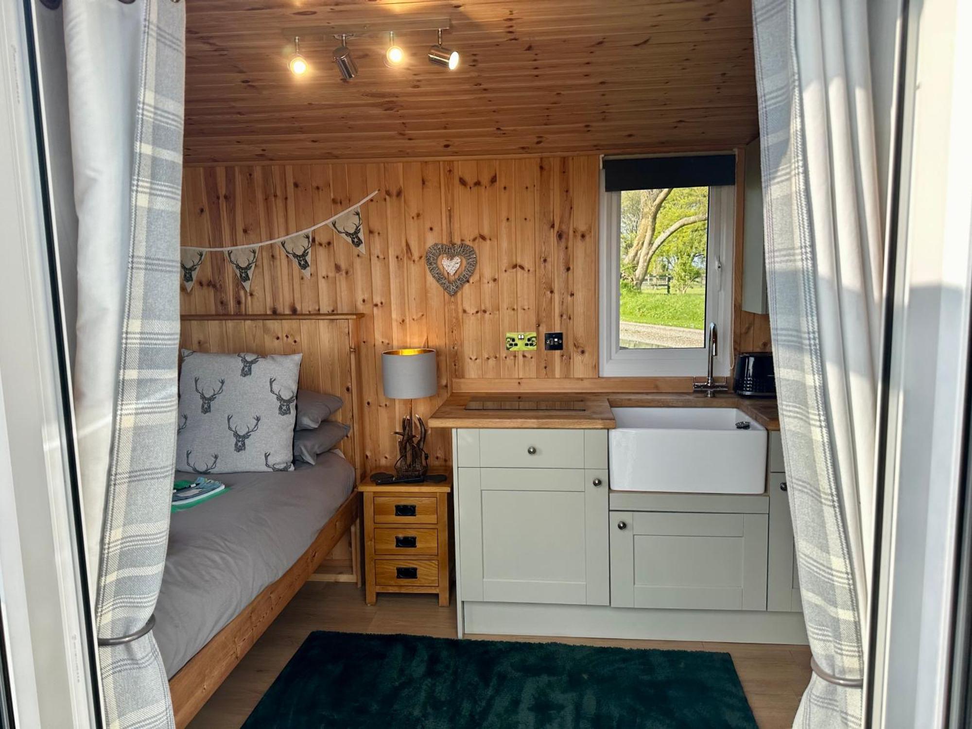 Stags Hide Hotell Minwear Eksteriør bilde