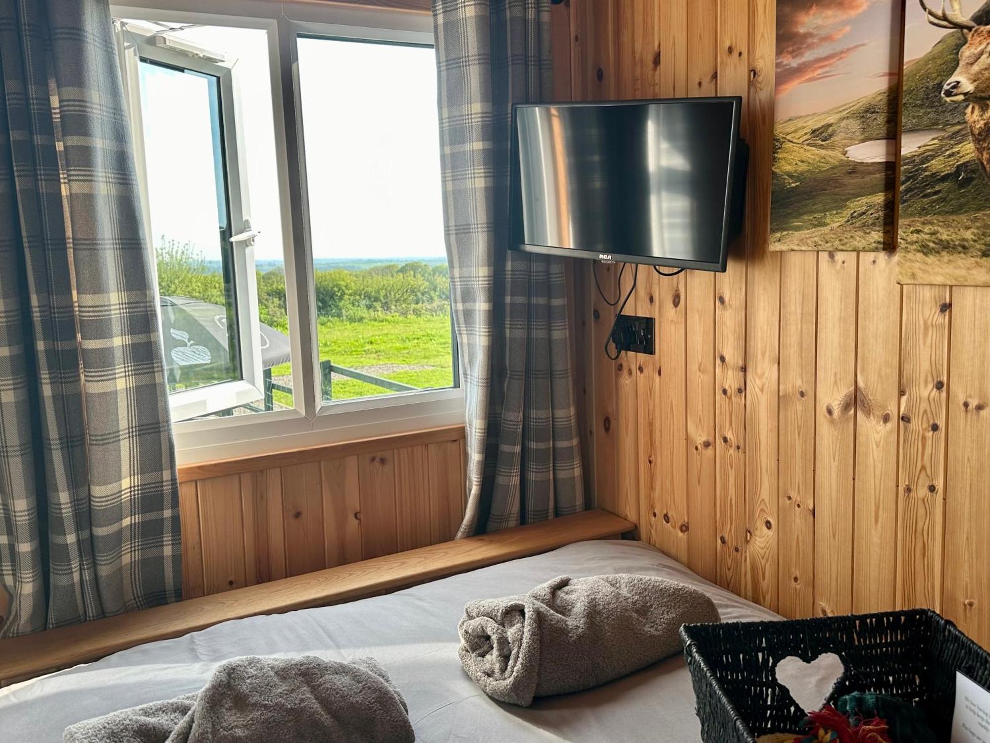 Stags Hide Hotell Minwear Eksteriør bilde